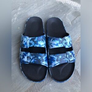 Freedom Moses blue tie dye mens sandal slipper Sz 42 or US 9